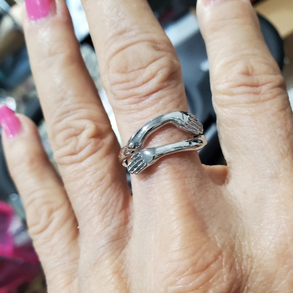 New Hugging Hands Ring Wrap Style Adjustable Embrace - Picture 2 of 5